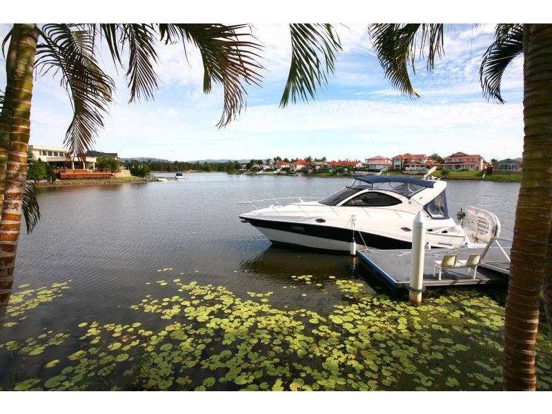18 Tortuga Place, Clear Island Waters QLD 4226