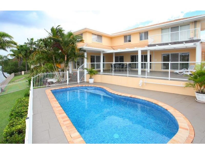 31 Kirralee Drive, Robina QLD 4226