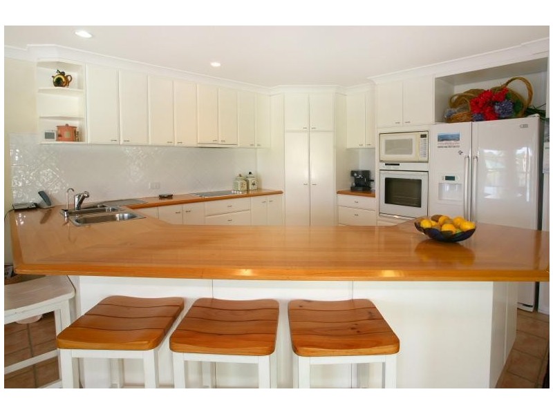 58 Bollard Circuit, Clear Island Waters QLD 4226
