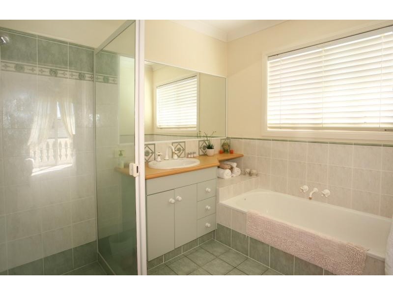 58 Bollard Circuit, Clear Island Waters QLD 4226