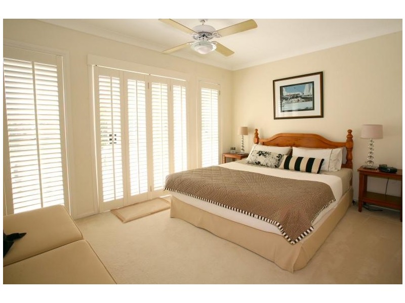 58 Bollard Circuit, Clear Island Waters QLD 4226