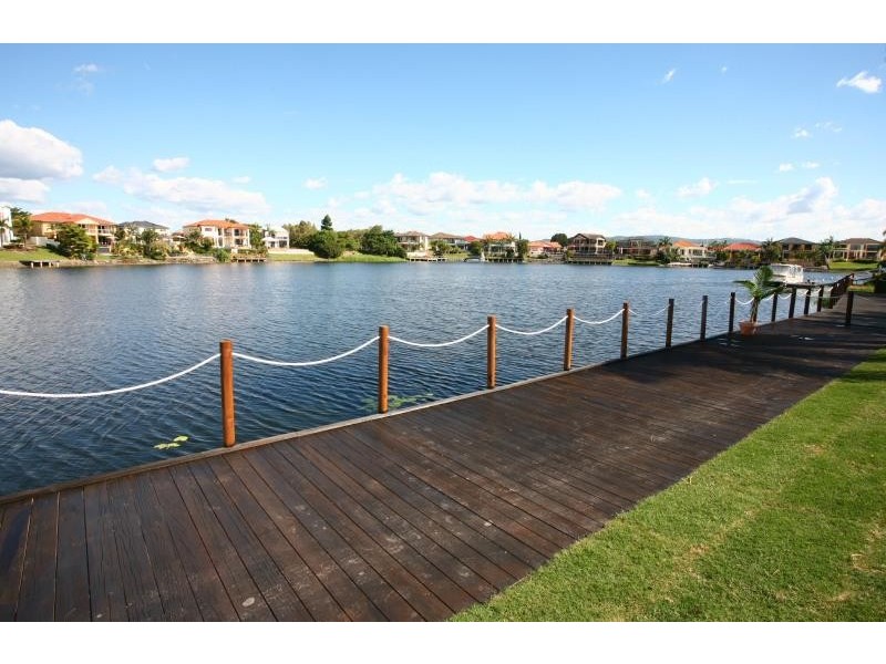 58 Bollard Circuit, Clear Island Waters QLD 4226