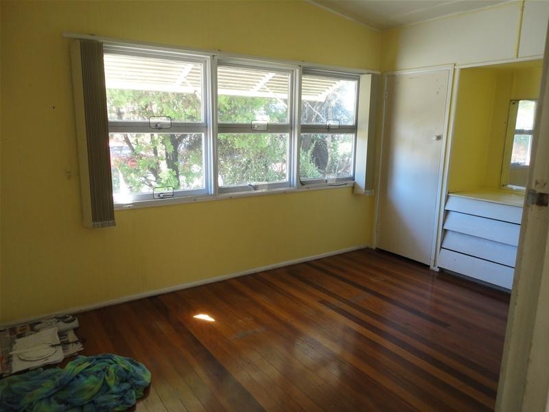 6 Star Avenue, Mermaid Beach QLD 4218