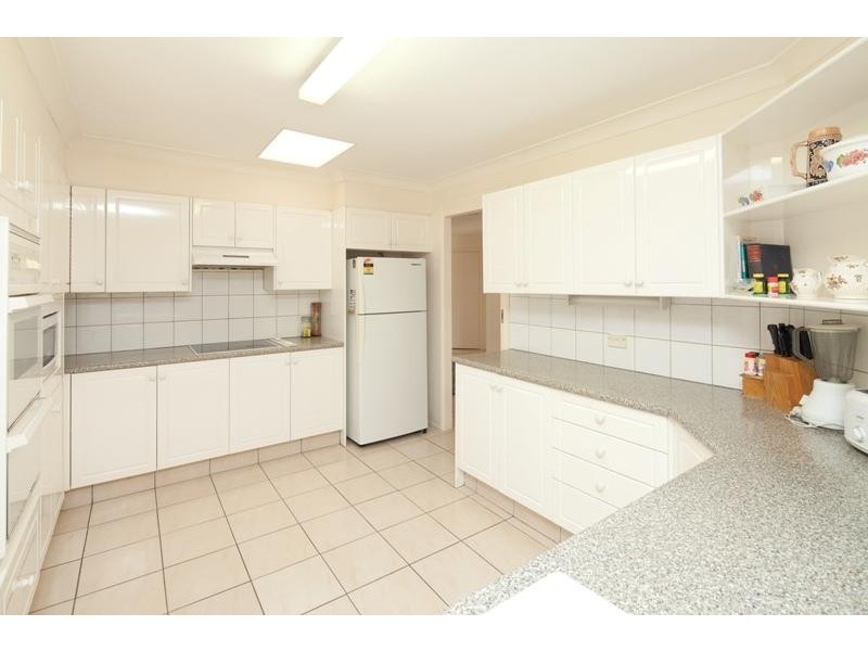 11 Montserrat Court, Clear Island Waters QLD 4226