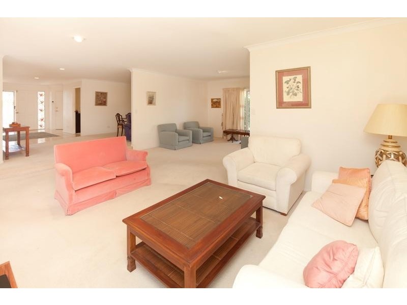 11 Montserrat Court, Clear Island Waters QLD 4226