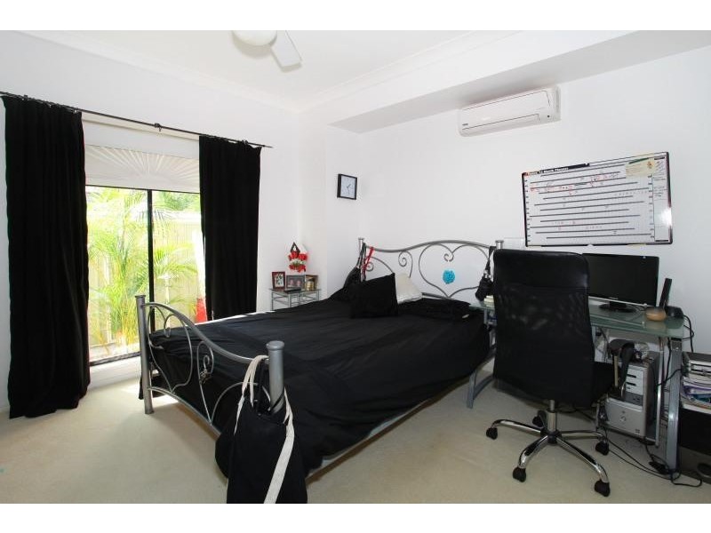 12 Montevideo Drive, Clear Island Waters QLD 4226