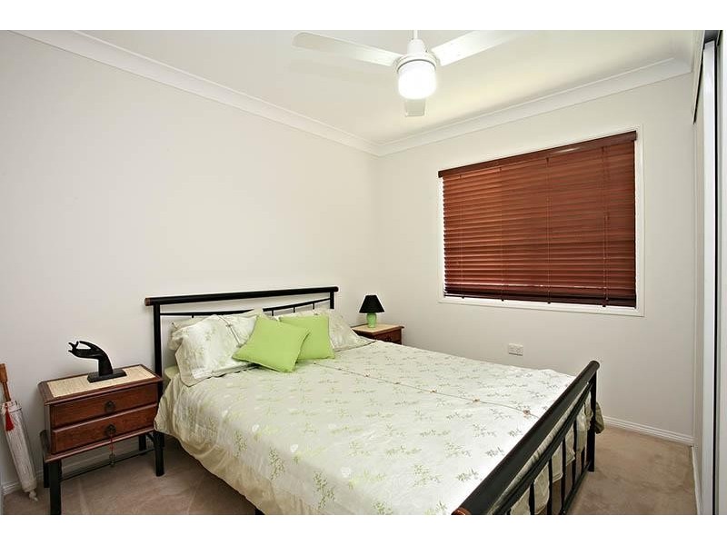 7 Ensenada Court, Broadbeach Waters QLD 4218
