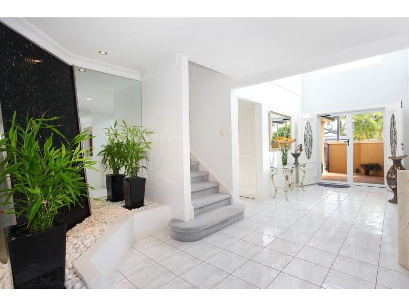 27 Cayman Drive, Clear Island Waters QLD 4226