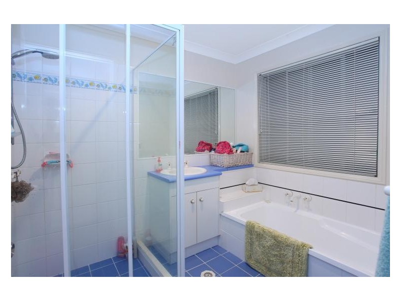 6 Stillwater Crescent, Robina QLD 4226