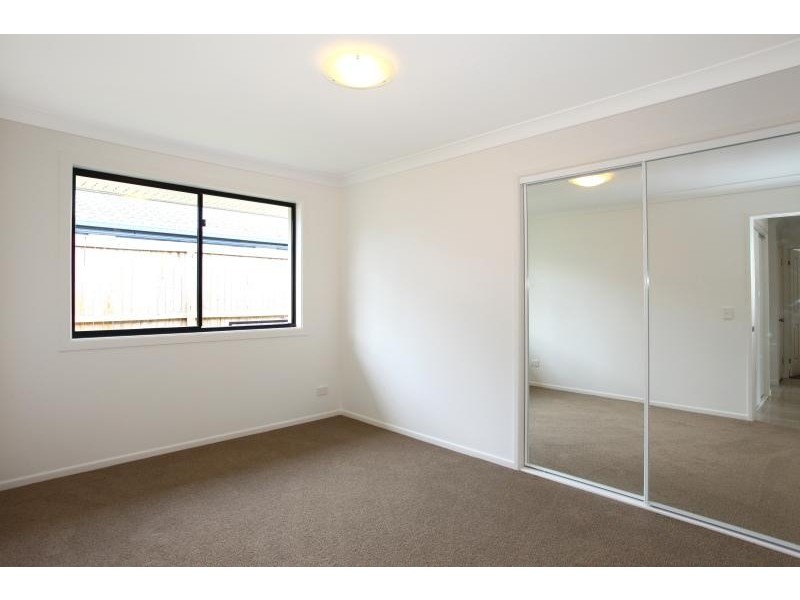 67 Barrier Reef Drive, Mermaid Waters QLD 4218