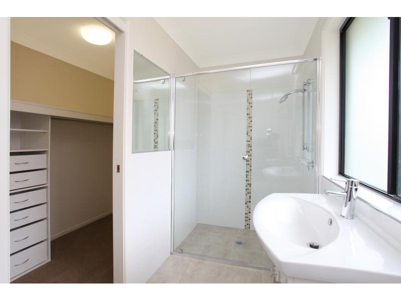 67 Barrier Reef Drive, Mermaid Waters QLD 4218