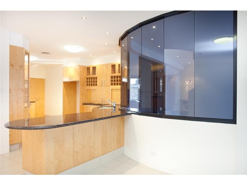 6 Ben Lexcen Place, Robina QLD 4226