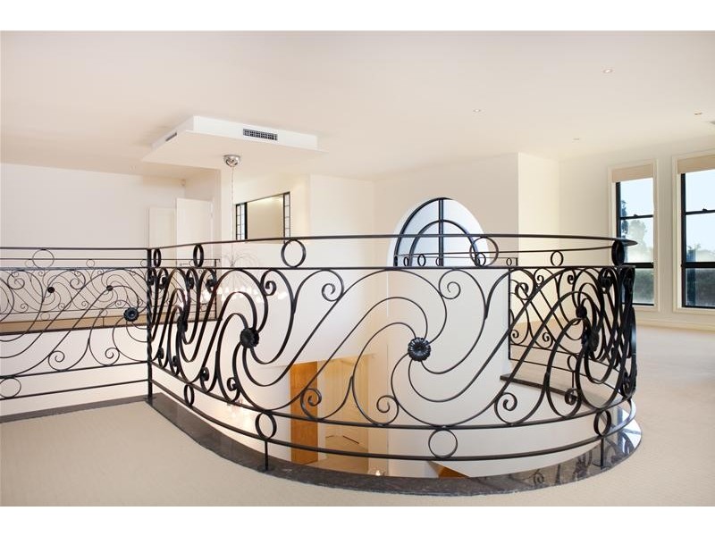 6 Ben Lexcen Place, Robina QLD 4226