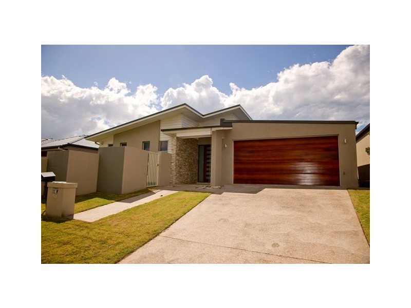 52 Heights Drive, Robina QLD 4226