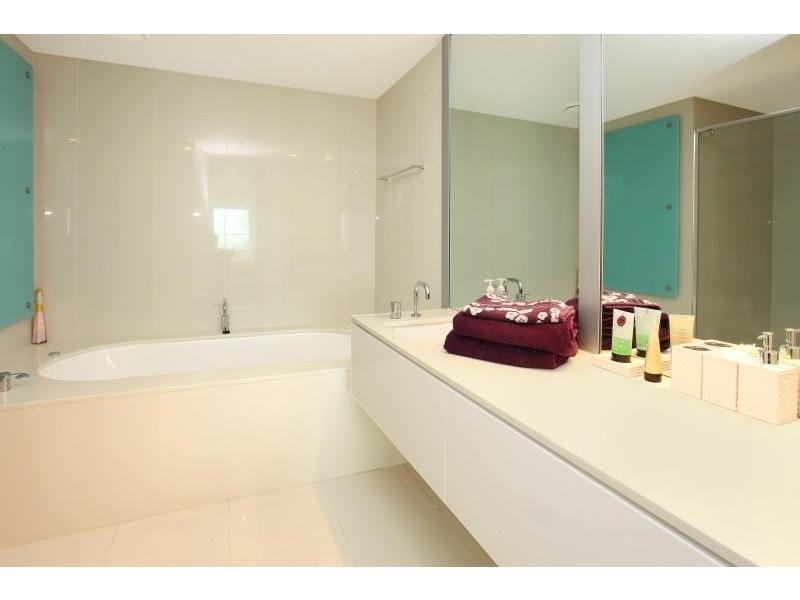 5102/9 Q1 Hamilton Avenue, Surfers Paradise QLD 4217
