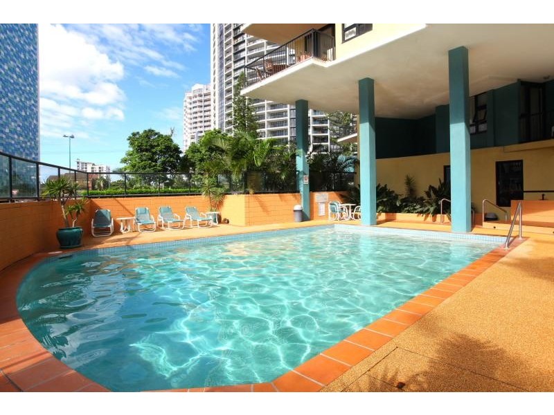 109/30-34 Surf Parade, Broadbeach QLD 4218