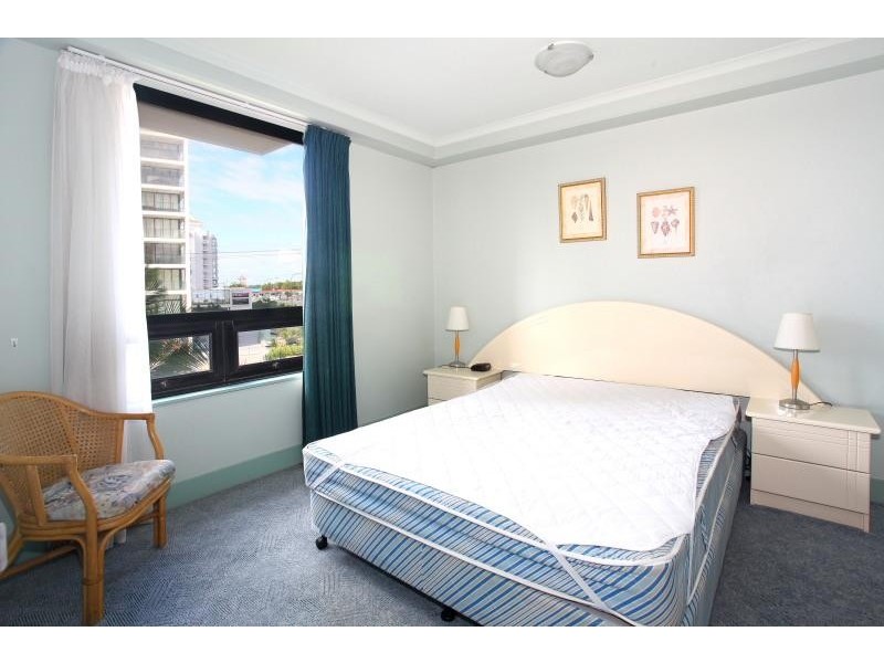 109/30-34 Surf Parade, Broadbeach QLD 4218