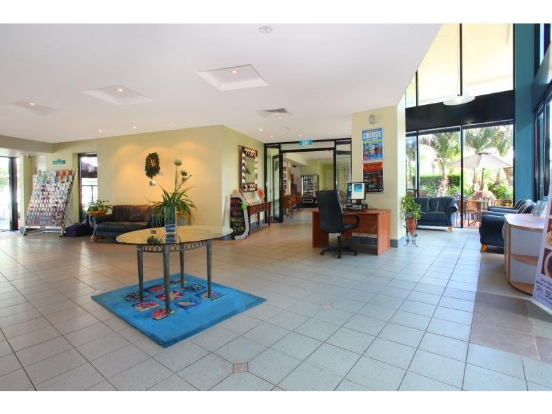 109/30-34 Surf Parade, Broadbeach QLD 4218