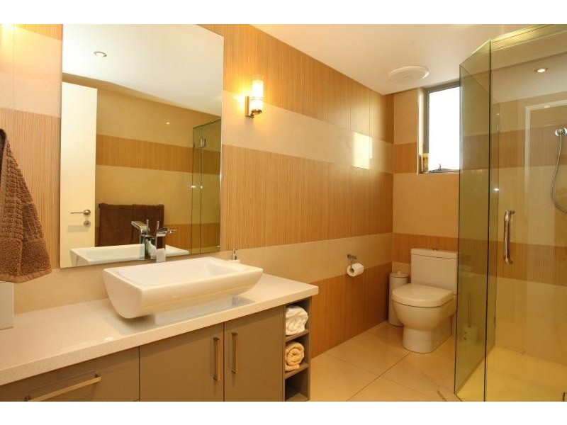46 Bollard Circuit, Clear Island Waters QLD 4226