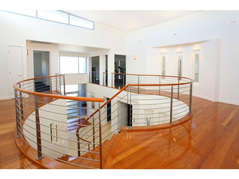 46 Bollard Circuit, Clear Island Waters QLD 4226