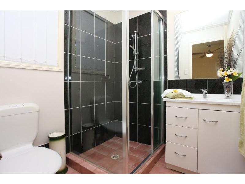 39 Dartmouth Court, Varsity Lakes QLD 4227
