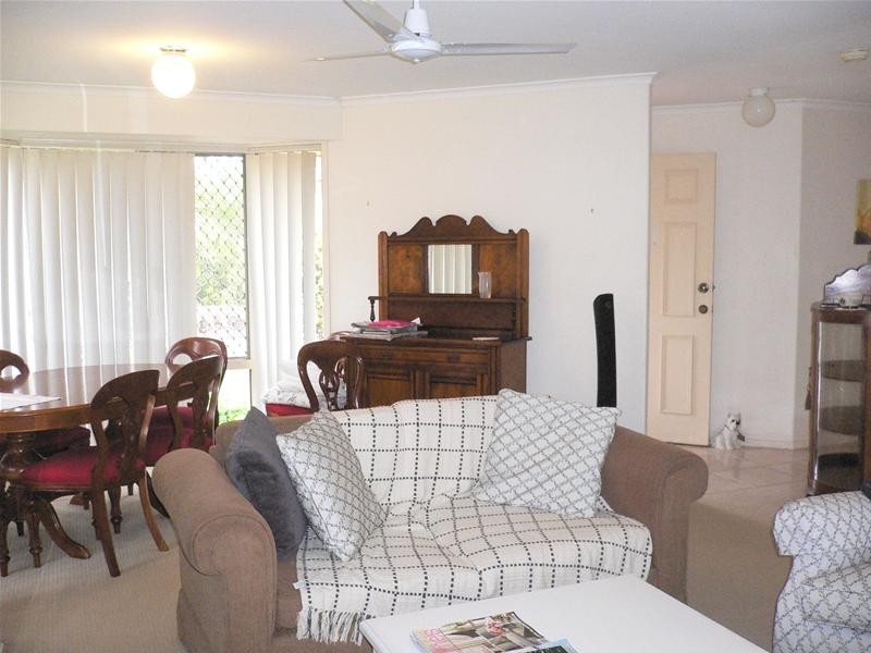 10 Highgate La, Robina QLD 4226