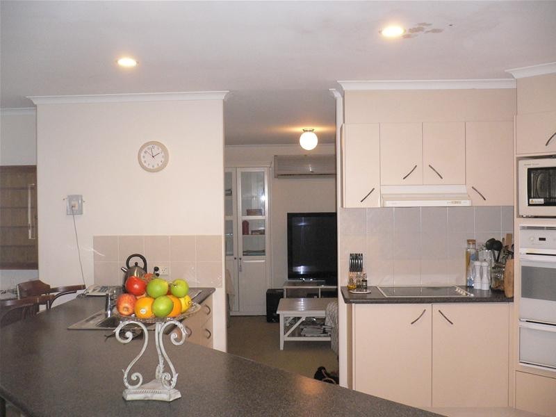 10 Highgate La, Robina QLD 4226