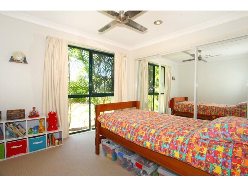 293 Rio Vista Blvd, Mermaid Waters QLD 4218