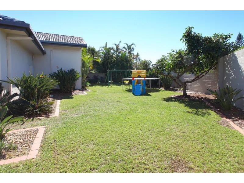 293 Rio Vista Blvd, Mermaid Waters QLD 4218