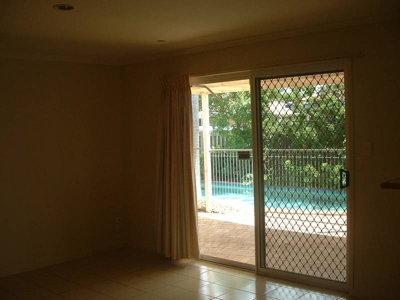 21 Emerton Crescent, Robina QLD 4226