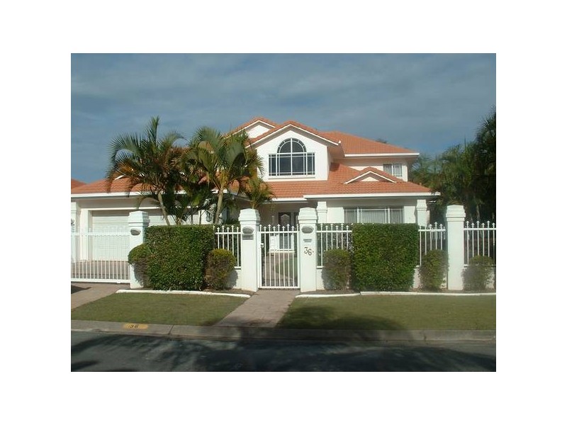 36 Montevideo Drive, Clear Island Waters QLD 4226