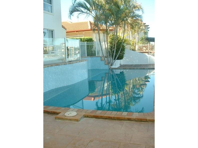 36 Montevideo Drive, Clear Island Waters QLD 4226