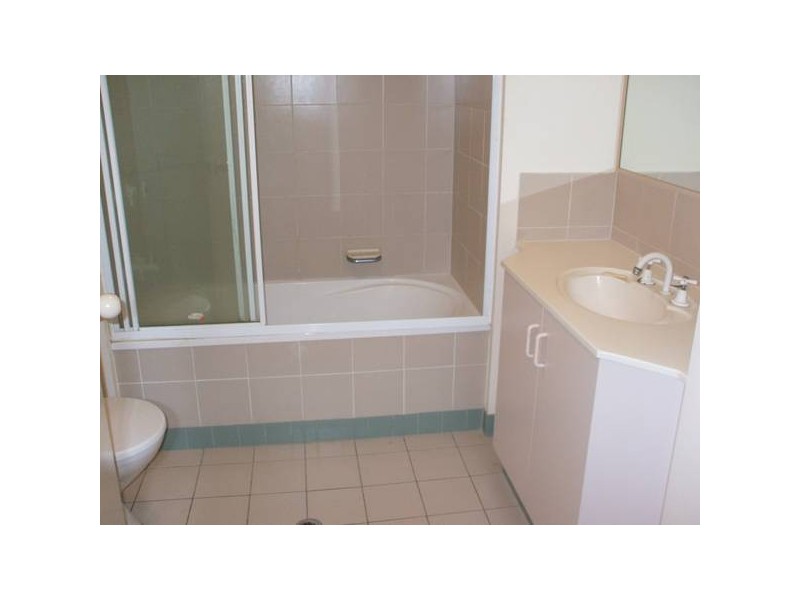 8/38 Heron Avenue, Mermaid Beach QLD 4218