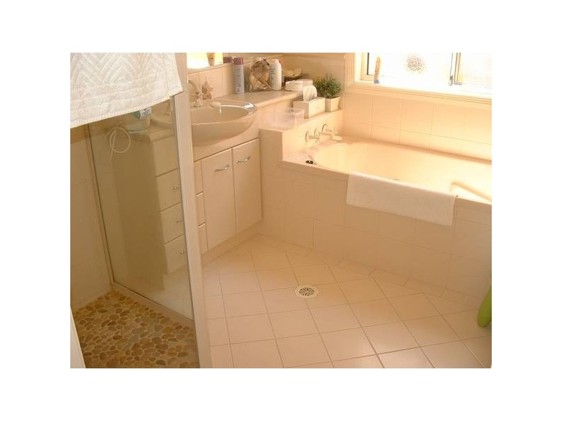 65 Fairways Drive, Clear Island Waters QLD 4226