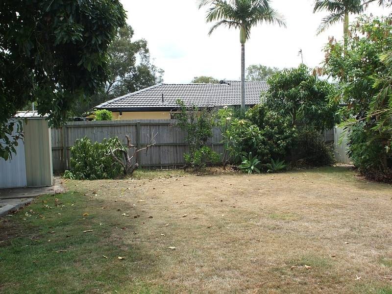 100 Rumrunner Street, Mermaid Waters QLD 4218