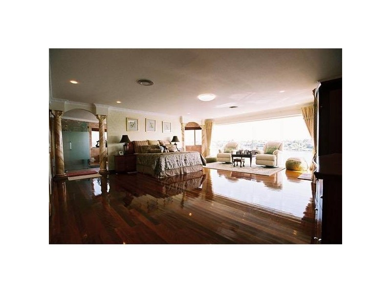 158 Port Jackson Boulevard, Clear Island Waters QLD 4226