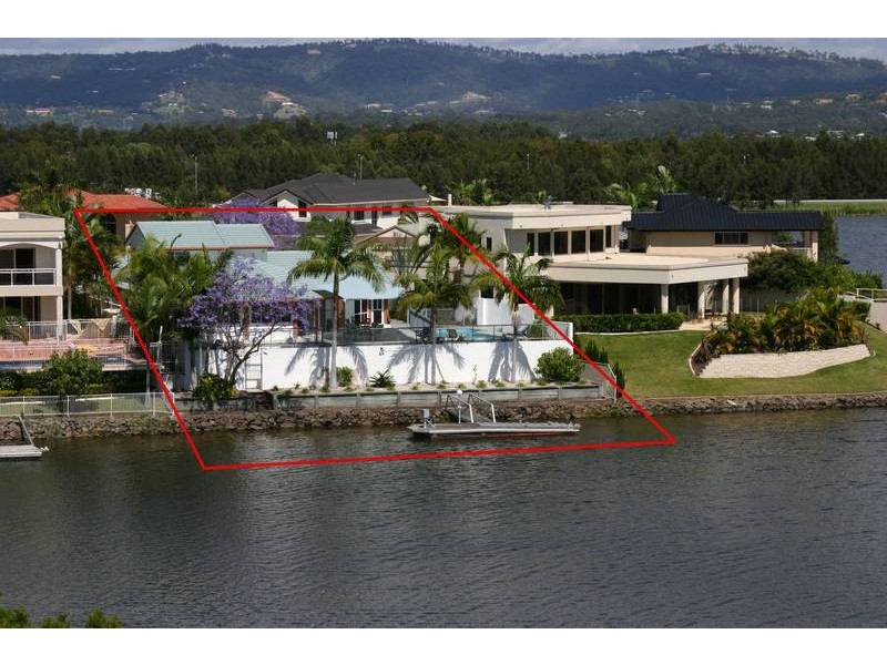 59 Montevideo Drive, Clear Island Waters QLD 4226