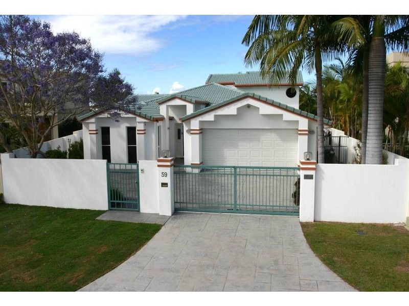 59 Montevideo Drive, Clear Island Waters QLD 4226