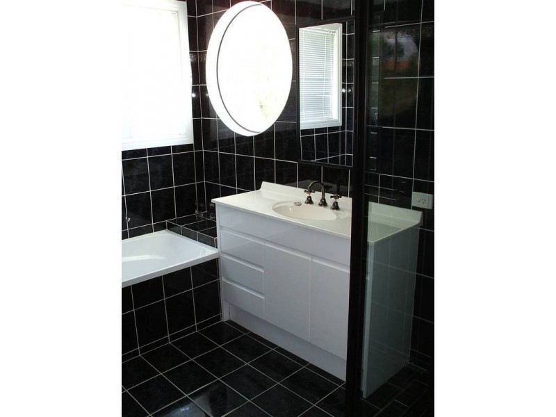 59 Montevideo Drive, Clear Island Waters QLD 4226