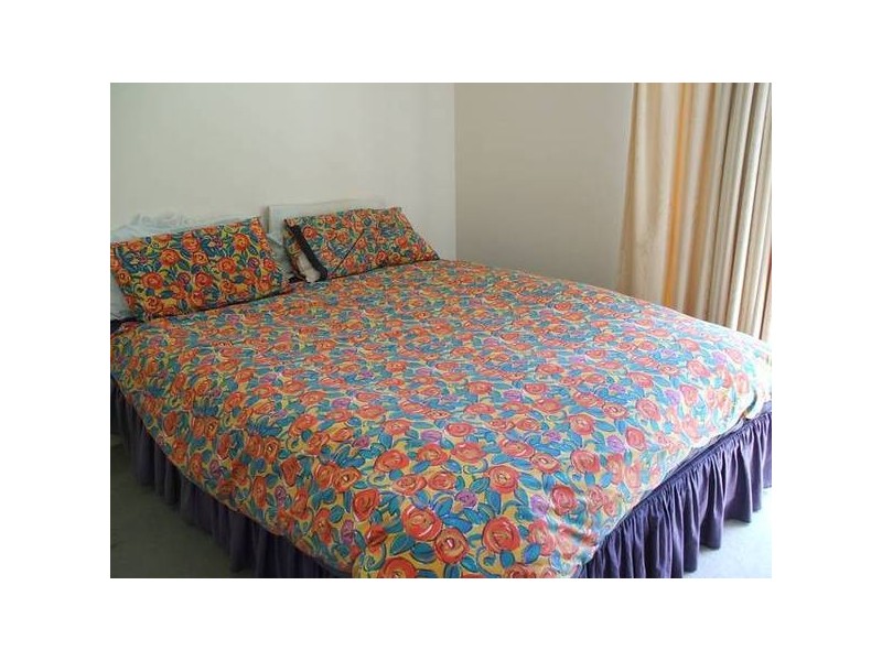 Tirau Place, Broadbeach Waters QLD 4218