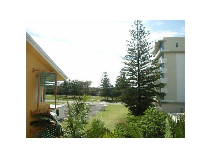 Broadbeach QLD 4218