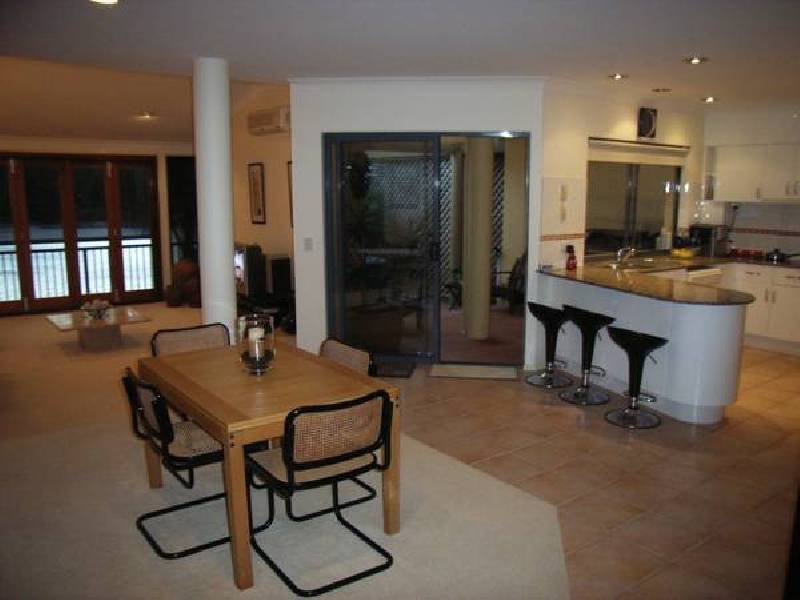 Clear Island Waters QLD 4226