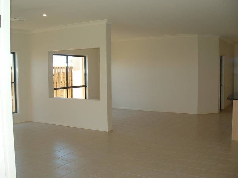 91 Bayswater Avenue, Varsity Lakes QLD 4227