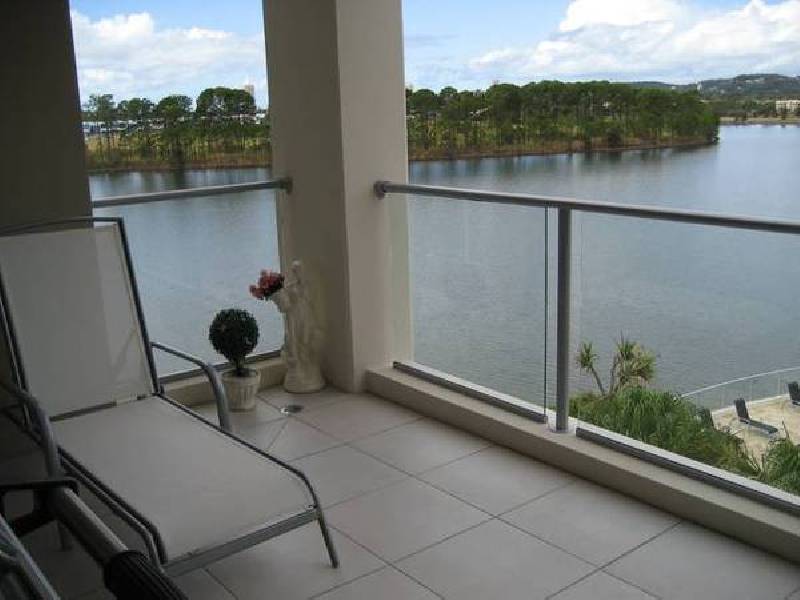 Varsity Lakes QLD 4227