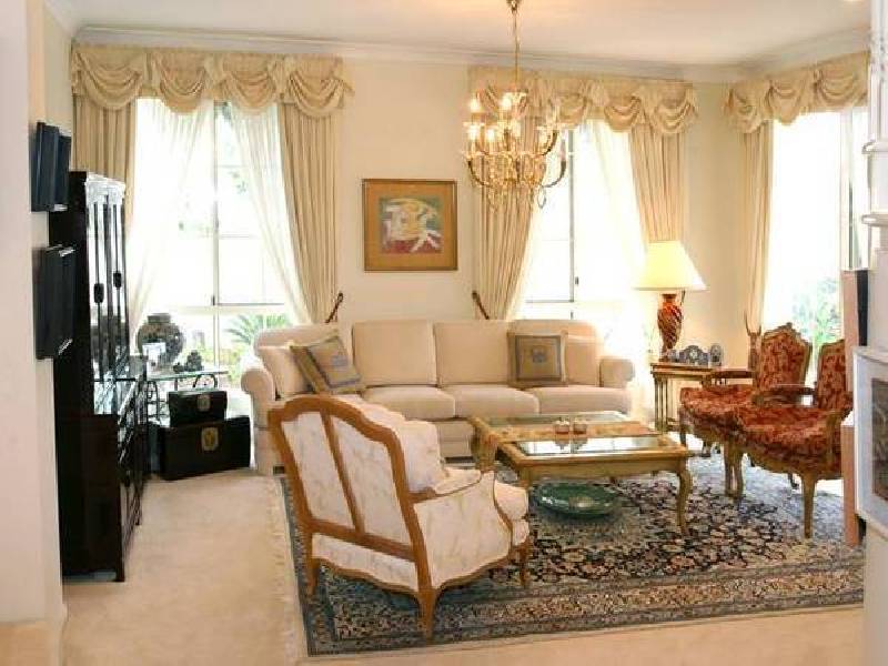 Clear Island Waters QLD 4226