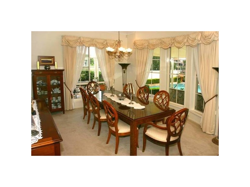 Clear Island Waters QLD 4226