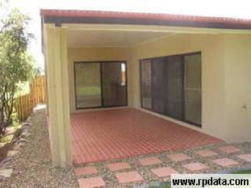 2 Entry Drive, Merrimac QLD 4226