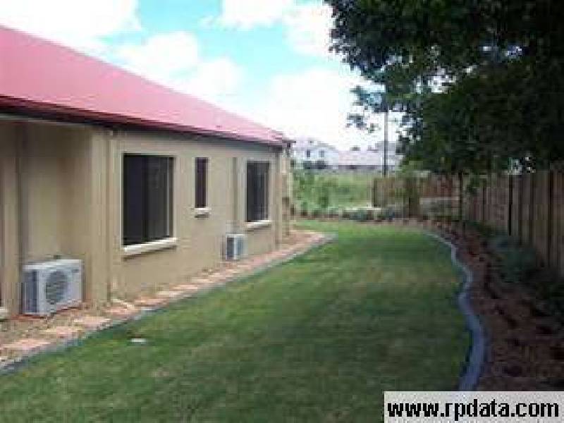 2 Entry Drive, Merrimac QLD 4226