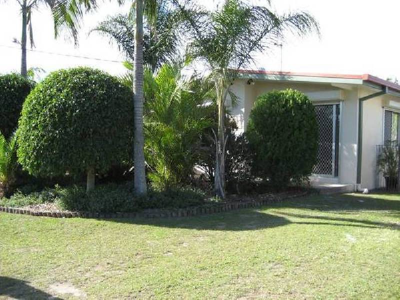 22 Lakeside Avenue, Broadbeach Waters QLD 4218