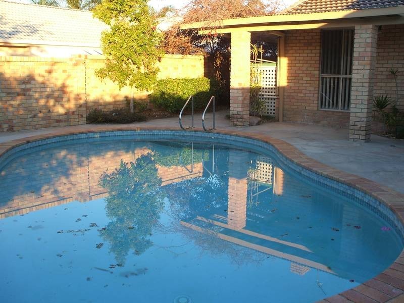 30 Drayton Terrace, Mermaid Waters QLD 4218